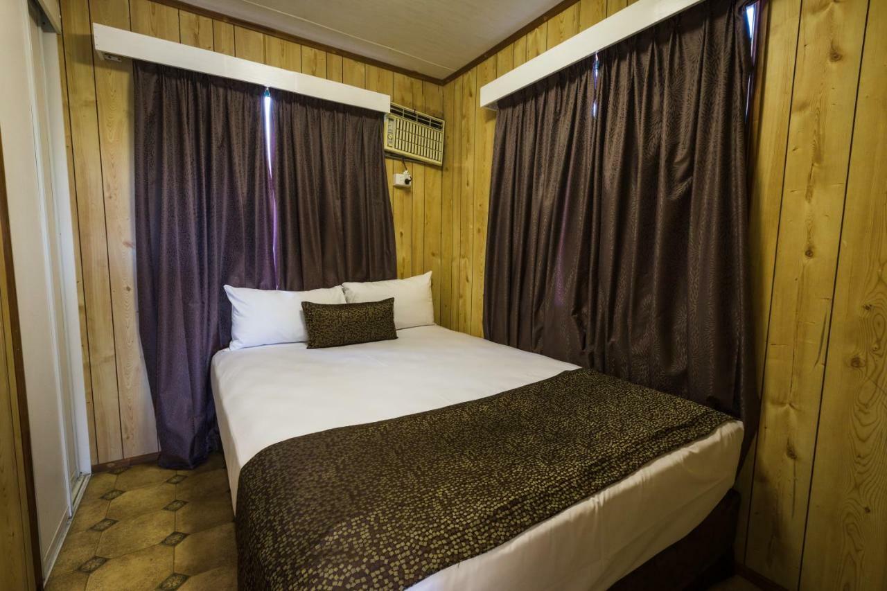 Hotel Settlers Biloela Bagian luar foto