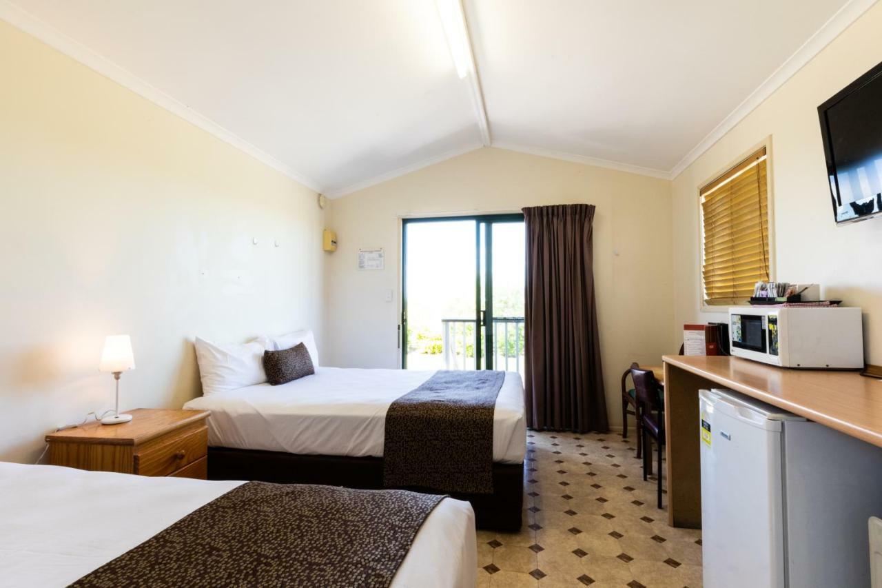 Hotel Settlers Biloela Bagian luar foto