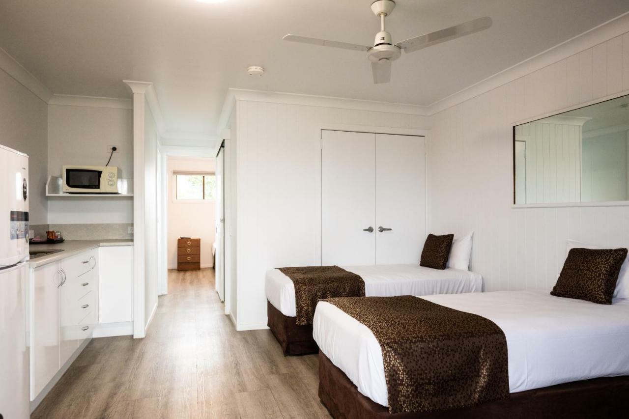 Hotel Settlers Biloela Bagian luar foto