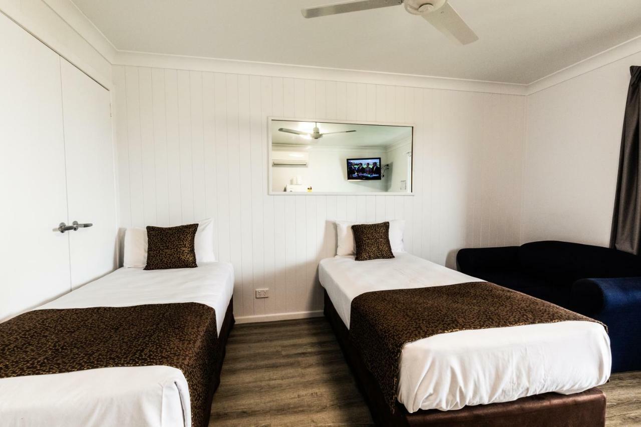 Hotel Settlers Biloela Bagian luar foto